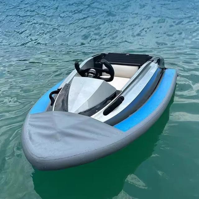 Mini Lancha Elétrica Cardine: Barco Compacto para Esportes Aquáticos e Aventuras de Resgate