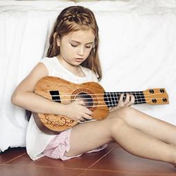 Guitarra ukulele clássica para crianças, mini guitarra, 4 cordas, brinquedo para educação infantil, instrumentos musicais, presentes de aniversário - Image 2