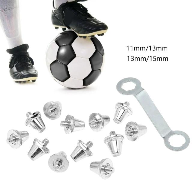 Parafusos M5 para Chuteiras de Futebol: 12 Unidades com Chave para Terreno Firme e Estável
