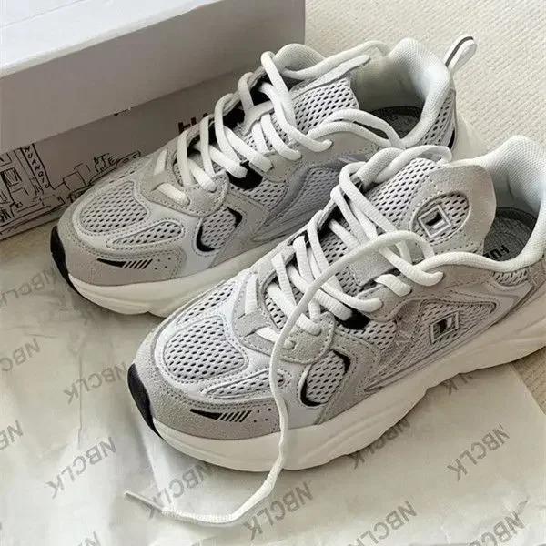 Tênis Casual Feminino em Malha Respirável para Fitness - Estilo e Conforto 2024