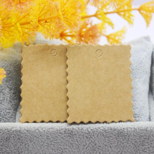 Tags em Papel Kraft Branco e Preto - Formas Múltiplas para Embalagem de Presentes e Acessórios, 10m com 50 Unidades