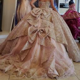 Vestido Quinceanera rosa brilhante com arco de flores de cristal, vestido de tule sem ombro, apliques dourados, festa de aniversário de 15-16 anos - Image 3