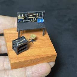 Mesa de Trabalho Miniatura Set Ferramentas Auto Repair Tool, Model Scene Acessórios, Tiro Ferramentas, Escala 1: 64 - Image 4