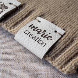 30pcs Etiquetas personalizadas do logotipo do couro para tricô Etiquetas de costura artesanal Acessórios Retângulo dobra sobre roupas artesanato etiqueta - Image 1