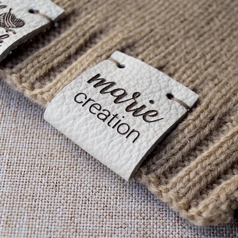 30pcs Etiquetas personalizadas do logotipo do couro para tricô Etiquetas de costura artesanal Acessórios Retângulo dobra sobre roupas artesanato etiqueta - Image 1