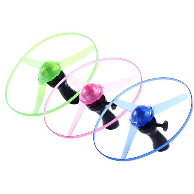 Brinquedo Voador OVNI Luminoso LED - Diversão ao Ar Livre