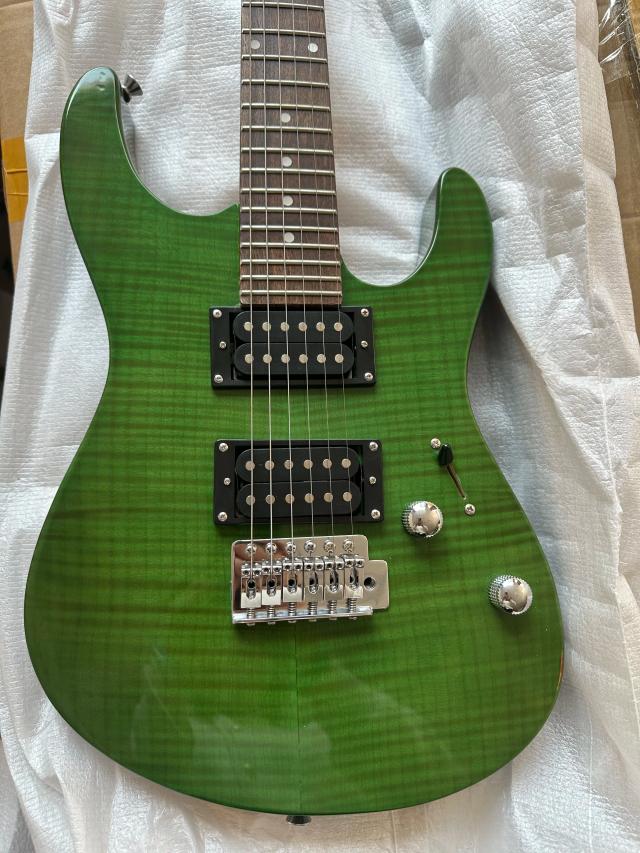 Guitarra Elétrica Mini Maple Verde Flamejante 36"
