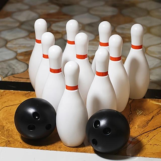 Conjunto de Boliche Infantil 12 Peças 10 Pinos 2 Bolas Plástico Durável