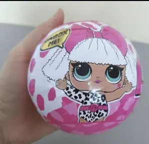 Remoção de bola surpresa LOL A primeira geração de várias surpresas podem ser combinadas com um presente de feriado de uma menina - Image 1