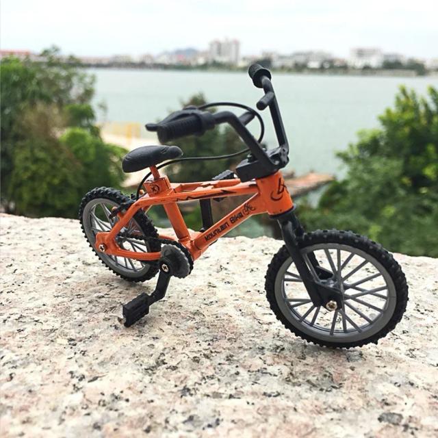 Mini Bicicleta de Dedo Mountain Bike Liga Colecionável Brinquedo Presente 11cm