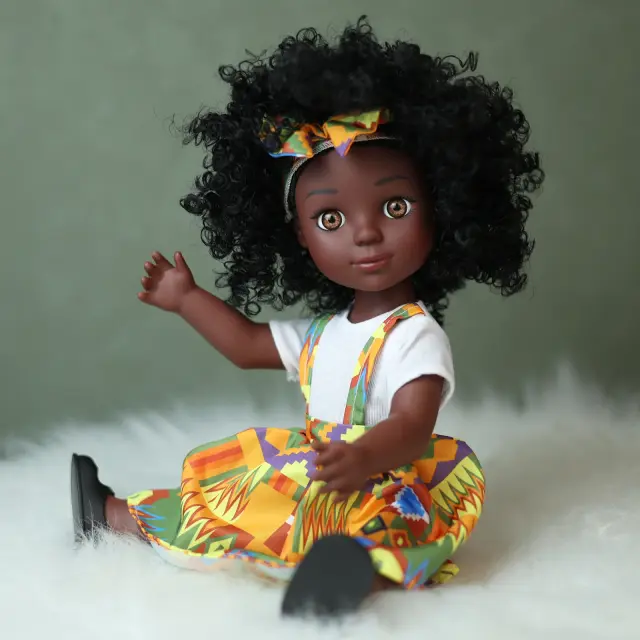 Boneca Africana Americana 14" Cabelo Cacheado - Presente de Aniversário Ideal