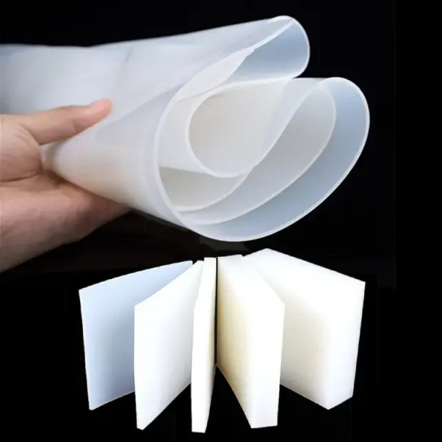 Folha de Silicone Translúcida 100x100mm Resistente a Altas Temperaturas